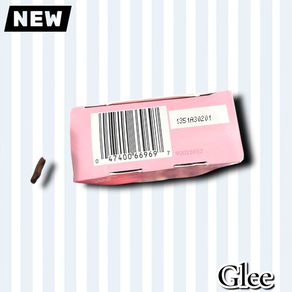 New Glee Bikini Wax Strips – 24 Strips + 8 Wipes - Picture 3 of 6